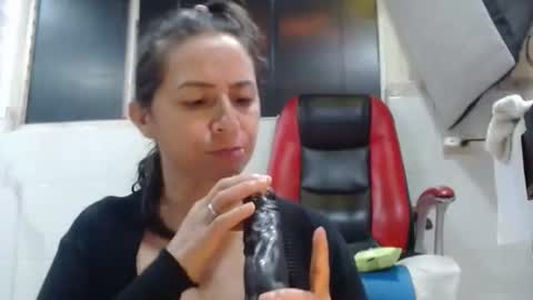 MARIPOSA online show from November 2025 12:10:01 AM