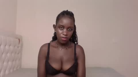 Snapshot of sexy_maya3 chatting on November 2025 09:09:02 AM maya online show from November 2025 09:09:02 AM