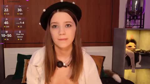 Snapshot of sexy_me_bb chatting on April 2026 01:53:01 AM Alison online show from April 2026 01:53:01 AM