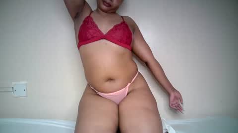Snapshot of sexy_midnight11 chatting on July 2026 06:02:02 PM nova online show from July 2026 06:02:02 PM