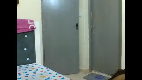 mimi online show from February 2026 03:50:02 PM