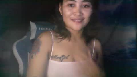 sexy_mommy69x online show from April 2026 04:52:01 PM