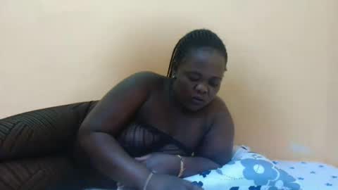 Snapshot of sexy_mummy25 chatting on December 2025 12:44:02 PM sexy_mummy25 online show from December 2025 12:44:02 PM