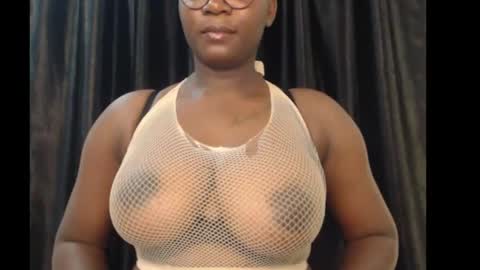 zoe online show from November 2025 07:30:01 PM