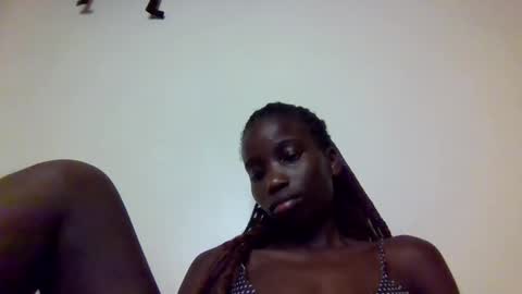 sexy_petittie online show from September 2025 07:06:02 PM