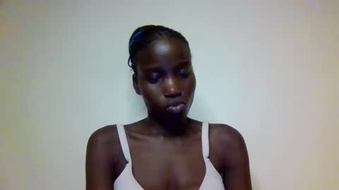 sexy_petittie online show from October 2025 07:03:02 PM