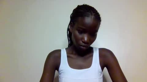 sexy_petittie online show from October 2025 02:56:01 AM