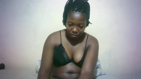 sexy_sandrah online show from February 2026 06:33:01 PM