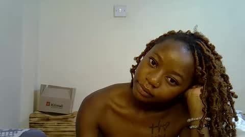 sexy_sasy online show from November 2025 02:50:02 AM