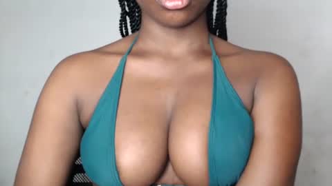 naomi online show from October 2025 11:11:01 AM