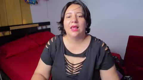 Snapshot of sexy_ticki chatting on April 2026 09:37:01 PM janel online show from April 2026 09:37:01 PM