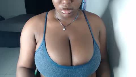 Snapshot of sexy_wet_ria chatting on August 2026 09:04:01 AM ria online show from August 2026 09:04:01 AM