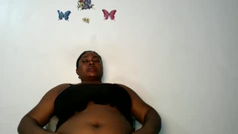 Snapshot of sexy_wetpussyy chatting on November 2025 10:34:02 PM Luna online show from November 2025 10:34:02 PM