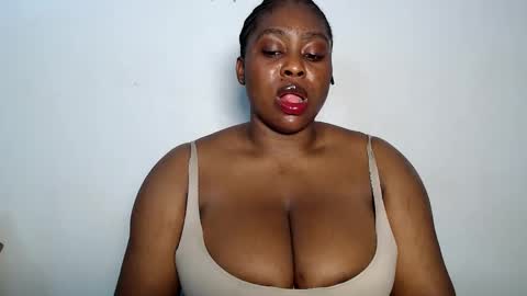 Luna online show from March 2026 08:59:02 PM