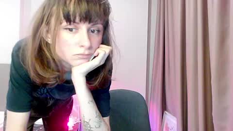 Snapshot of sexy_wise_kind chatting on June 2026 09:27:02 PM Mandy Green online show from June 2026 09:27:02 PM