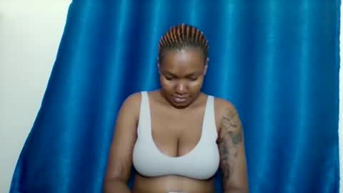 Snapshot of sexyapple2002 chatting on May 2026 08:14:02 PM sexyapple2002 online show from May 2026 08:14:02 PM