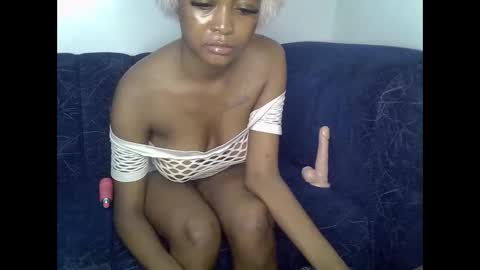 Snapshot of sexyasspetitte_ chatting on May 2026 12:27:01 AM sexyasspetitte_ online show from May 2026 12:27:01 AM
