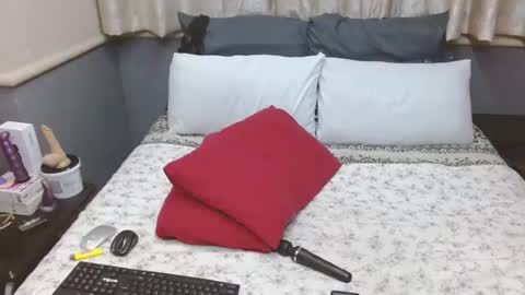 Snapshot of sexyassshaz chatting on December 2024 12:17:01 AM shazz online show from December 2024 12:17:01 AM