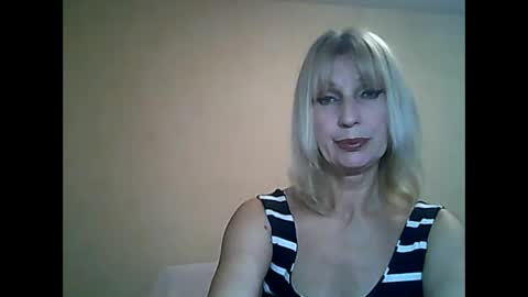 Snapshot of sexybabyforyou chatting on November 2025 11:27:02 PM sexybabyforyou online show from November 2025 11:27:02 PM