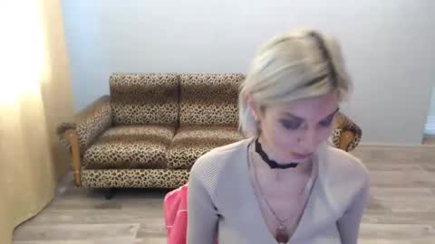 Snapshot of sexybeatriice chatting on November 2025 07:54:01 AM sexybeatriice online show from November 2025 07:54:01 AM