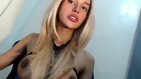 Snapshot of sexybite1 chatting on February 2025 09:09:02 AM Seraphina Blaze online show from February 2025 09:09:02 AM