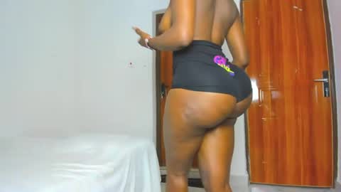 sexybootydoll online show from July 2026 04:31:02 PM