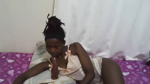 Snapshot of sexycandy2389 chatting on March 2026 10:35:01 PM Candy online show from March 2026 10:35:01 PM