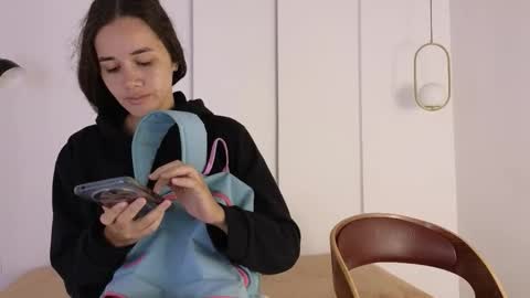 chanell and yina online show from November 2025 12:53:01 PM