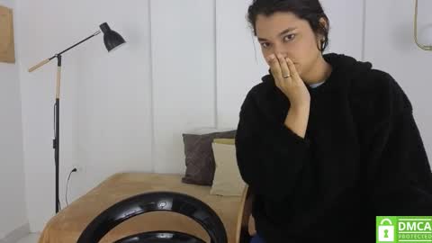 chanell and yina online show from January 2026 12:21:01 PM