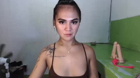 Snapshot of sexycheskax18 chatting on June 2026 11:01:01 AM pretty Cheska online show from June 2026 11:01:01 AM