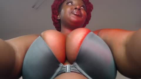 Snapshot of sexychocco_ chatting on June 2026 10:19:02 AM sexychocco online show from June 2026 10:19:02 AM