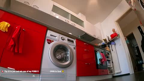 Snapshot of sexydea chatting on January 2025 12:26:01 PM XDA online show from January 2025 12:26:01 PM