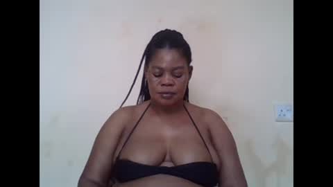Snapshot of sexydove2 chatting on February 2025 06:44:02 AM EMILY online show from February 2025 06:44:02 AM
