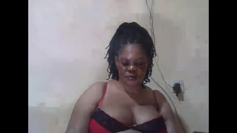 Snapshot of sexydove2 chatting on April 2026 07:07:02 PM EMILY online show from April 2026 07:07:02 PM
