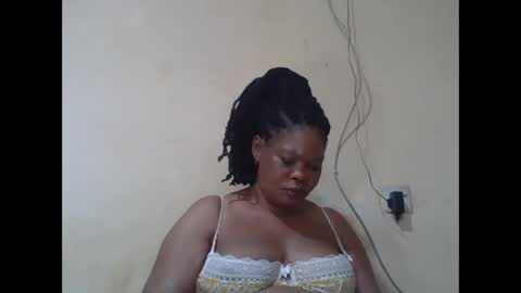 Snapshot of sexydove2 chatting on April 2026 02:16:02 PM EMILY online show from April 2026 02:16:02 PM