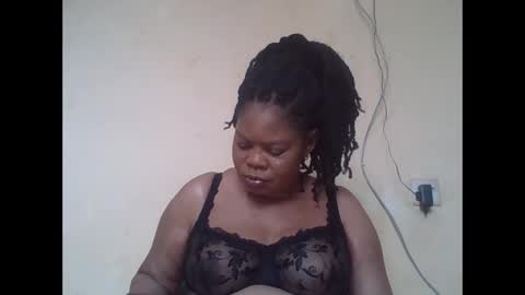 Snapshot of sexydove2 chatting on April 2026 07:33:01 AM EMILY online show from April 2026 07:33:01 AM