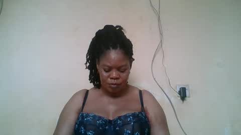 Snapshot of sexydove2 chatting on April 2026 07:33:02 AM EMILY online show from April 2026 07:33:02 AM