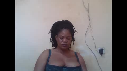 Snapshot of sexydove2 chatting on May 2026 01:59:01 PM EMILY online show from May 2026 01:59:01 PM