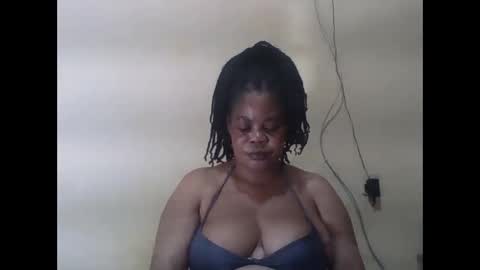 Snapshot of sexydove2 chatting on May 2026 03:11:02 AM EMILY online show from May 2026 03:11:02 AM