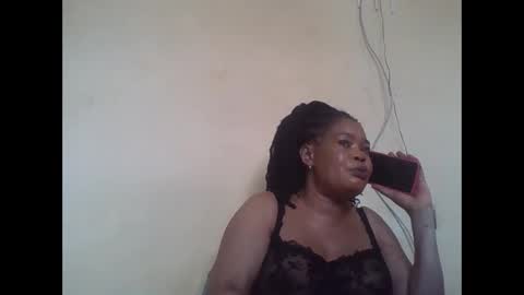 Snapshot of sexydove2 chatting on May 2026 06:53:01 AM EMILY online show from May 2026 06:53:01 AM