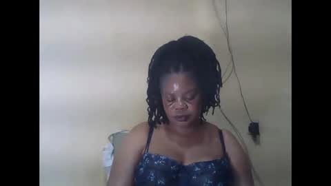 Snapshot of sexydove2 chatting on May 2026 06:38:02 PM EMILY online show from May 2026 06:38:02 PM