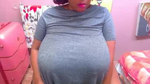 Snapshot of sexyebonylove89 chatting on June 2026 11:22:02 PM sexyebonylove89 online show from June 2026 11:22:02 PM