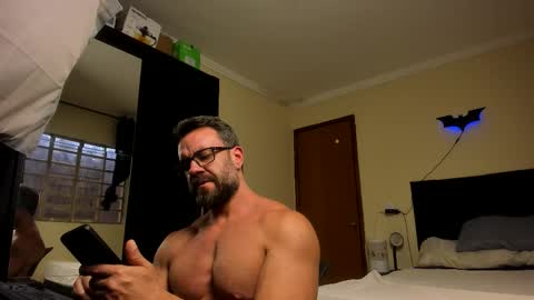 Snapshot of sexyflightz chatting on October 2025 04:26:02 PM chris online show from October 2025 04:26:02 PM