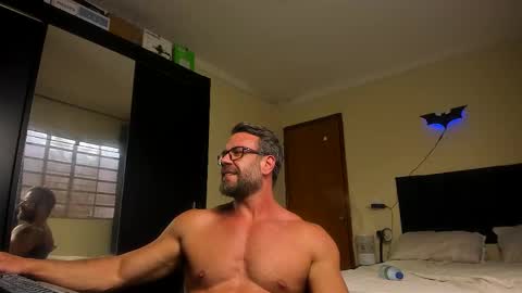 Snapshot of sexyflightz chatting on November 2025 04:31:02 PM chris online show from November 2025 04:31:02 PM