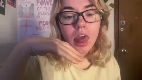 sexyflower21555 online show from December 2024 04:53:01 AM