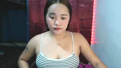 Snapshot of sexyheartyy chatting on May 2026 04:51:02 AM Heart online show from May 2026 04:51:02 AM