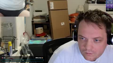 Snapshot of sexyhotboy87 chatting on December 2024 07:07:01 AM Henry online show from December 2024 07:07:01 AM