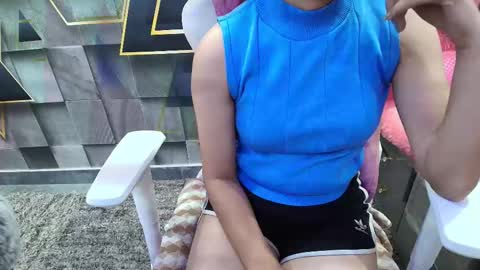 Snapshot of sexyislive chatting on October 2025 05:43:01 PM sexyislive online show from October 2025 05:43:01 PM