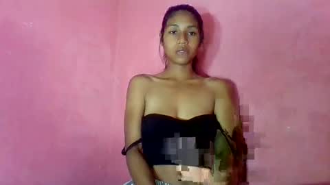 Snapshot of sexyjolie586 chatting on June 2026 09:15:01 AM sexyjolie586 online show from June 2026 09:15:01 AM