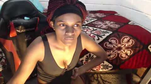sexyjustin202 online show from May 2026 03:23:02 AM